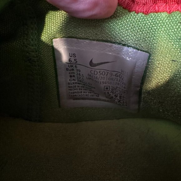 Big Kids Nike Air PG 4 Christmas Red Velvet Basketball Shoes Sneakers Size 6.5 Y - Picture 8 of 8